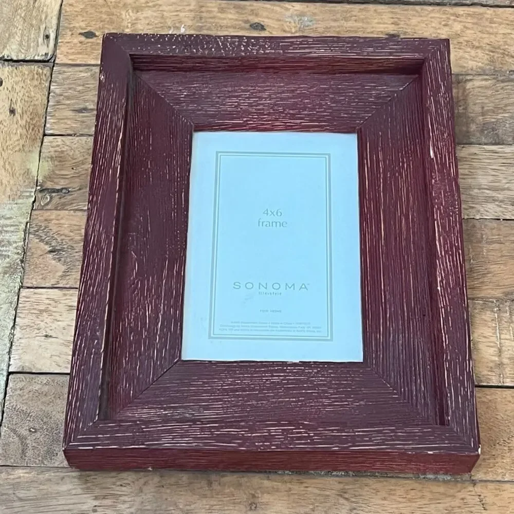 Sonoma Lifestyle Distressed Red Wood Picture Frame 4 x 6 in Rustic